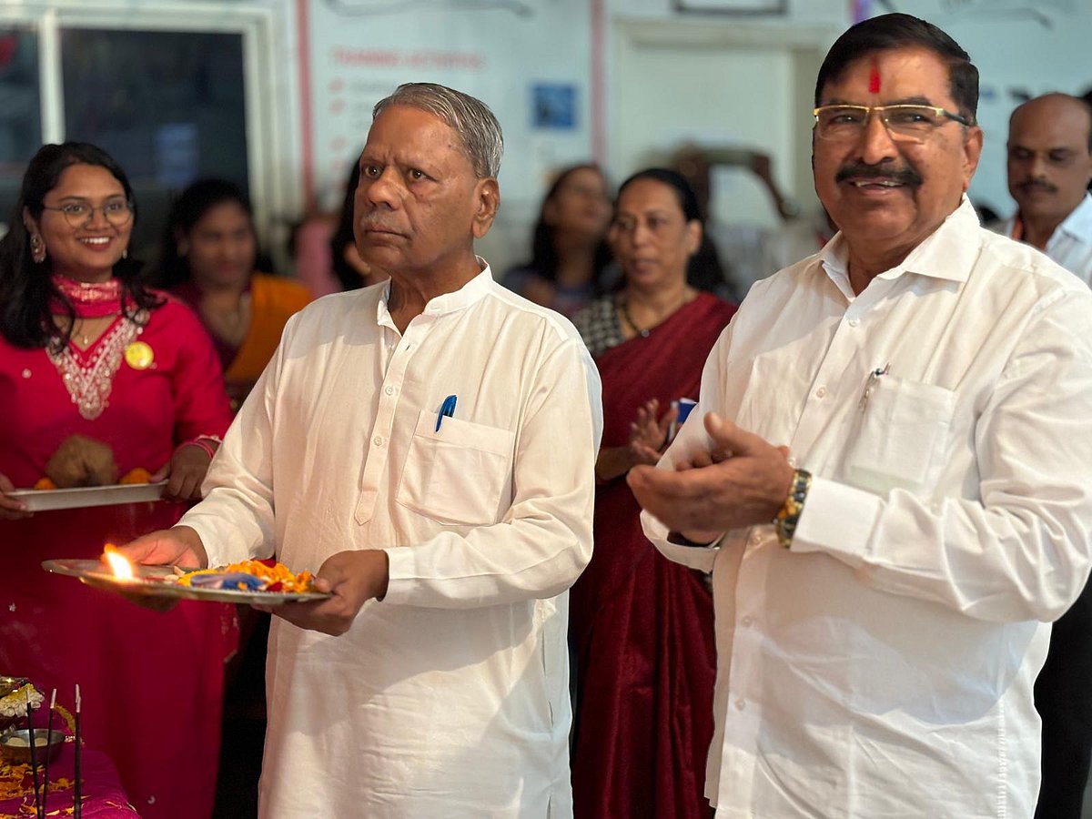 Dnyansagar College Students Celebrate Gokul Ashtami with Traditional Spirit, Praised by Leaders | 