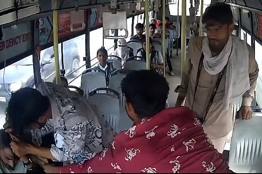 BCLL drive being thrashed
at 11-Mills on Bhopal-
Mandideep route on
Tuesday. | FP Photo