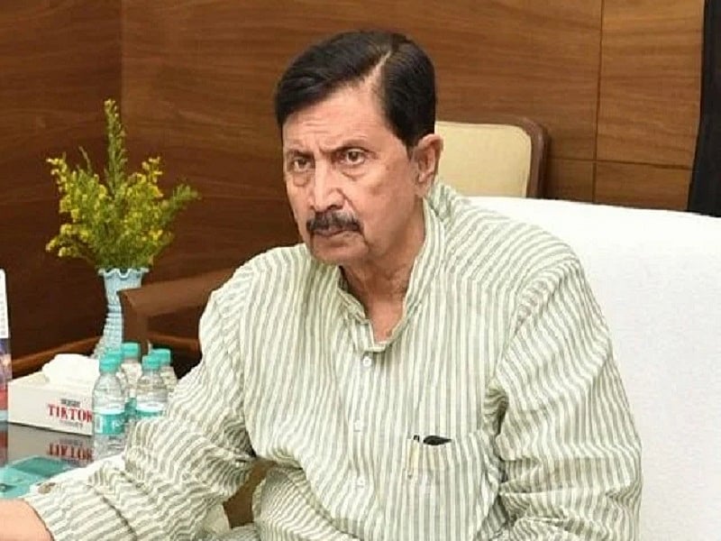 Ramraje Naik Nimbalkar Hints at Shift to Sharad Pawar’s Camp, Signaling Potential Political Realignment in Satara