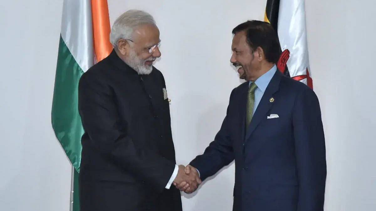 PM Modi and the Brunei Sultan last met during the 2017 East Asia Summit held in Manila |