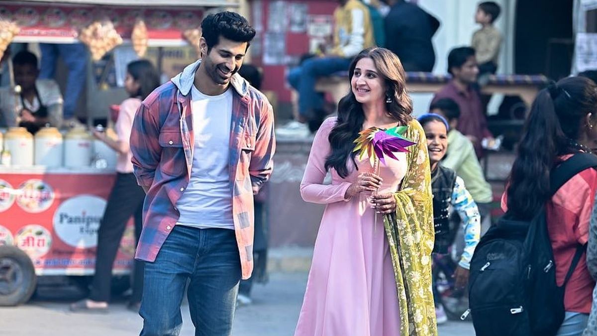 Dhvani Bhanushali & Aashim Gulati
in Sehra |