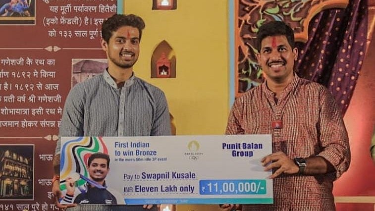 Punit Balan Group Rewards Olympic Bronze Medalist Swapnil Kusale with ₹11 Lakh | 