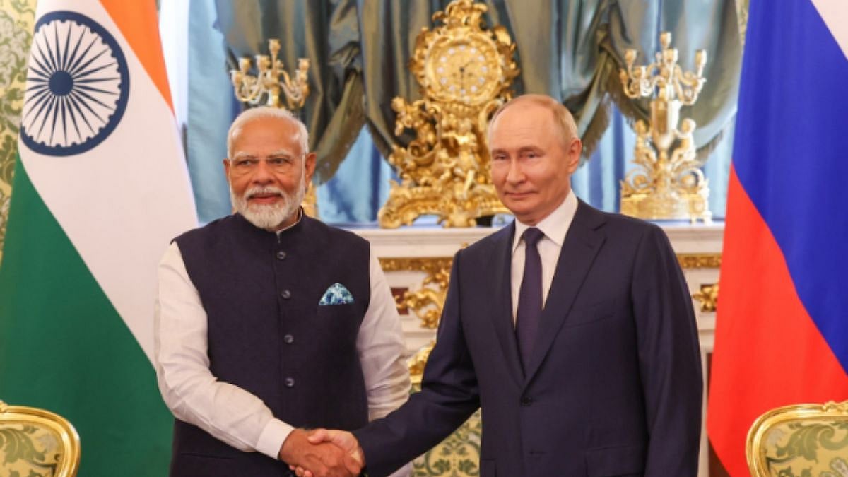 File pic of Indian Prime Minister Narendra Modi with Russian President Vladimir Putin | X | @narendramodi