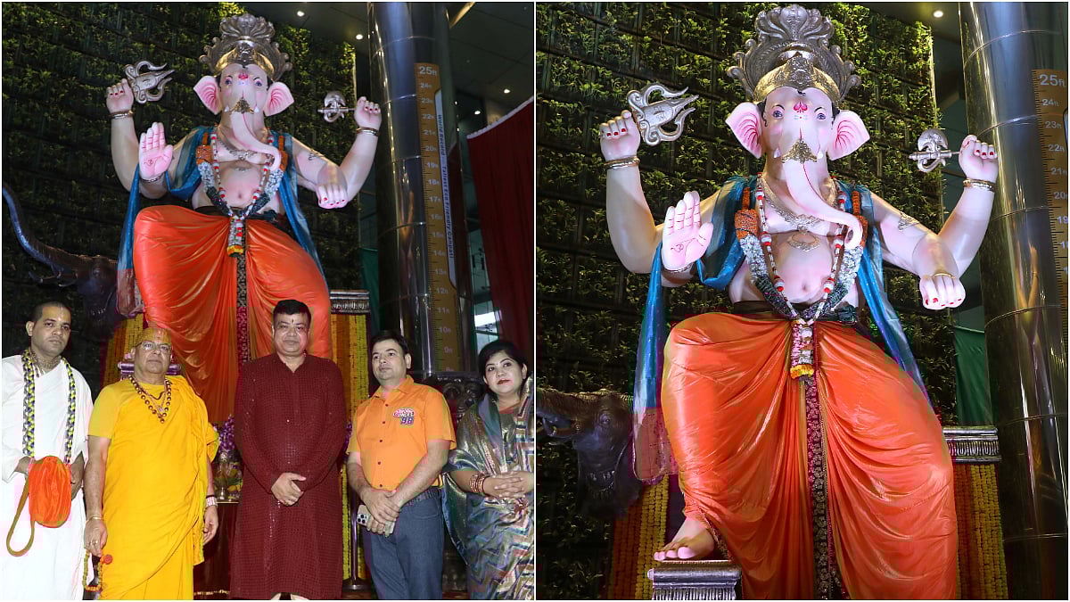 Janmejay Sharan, Arun Kumar Sharma and Guest | File Photo