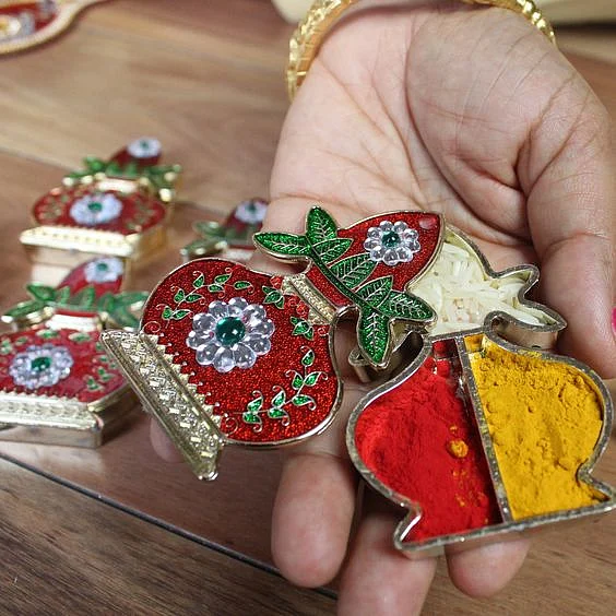 Haldi-Kumkum holder