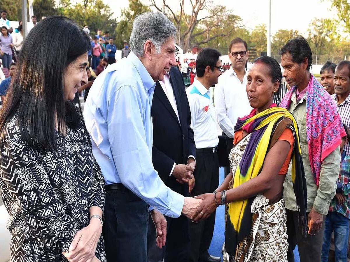 Late Philanthropist Ratan Tata meeting people suffered disaster