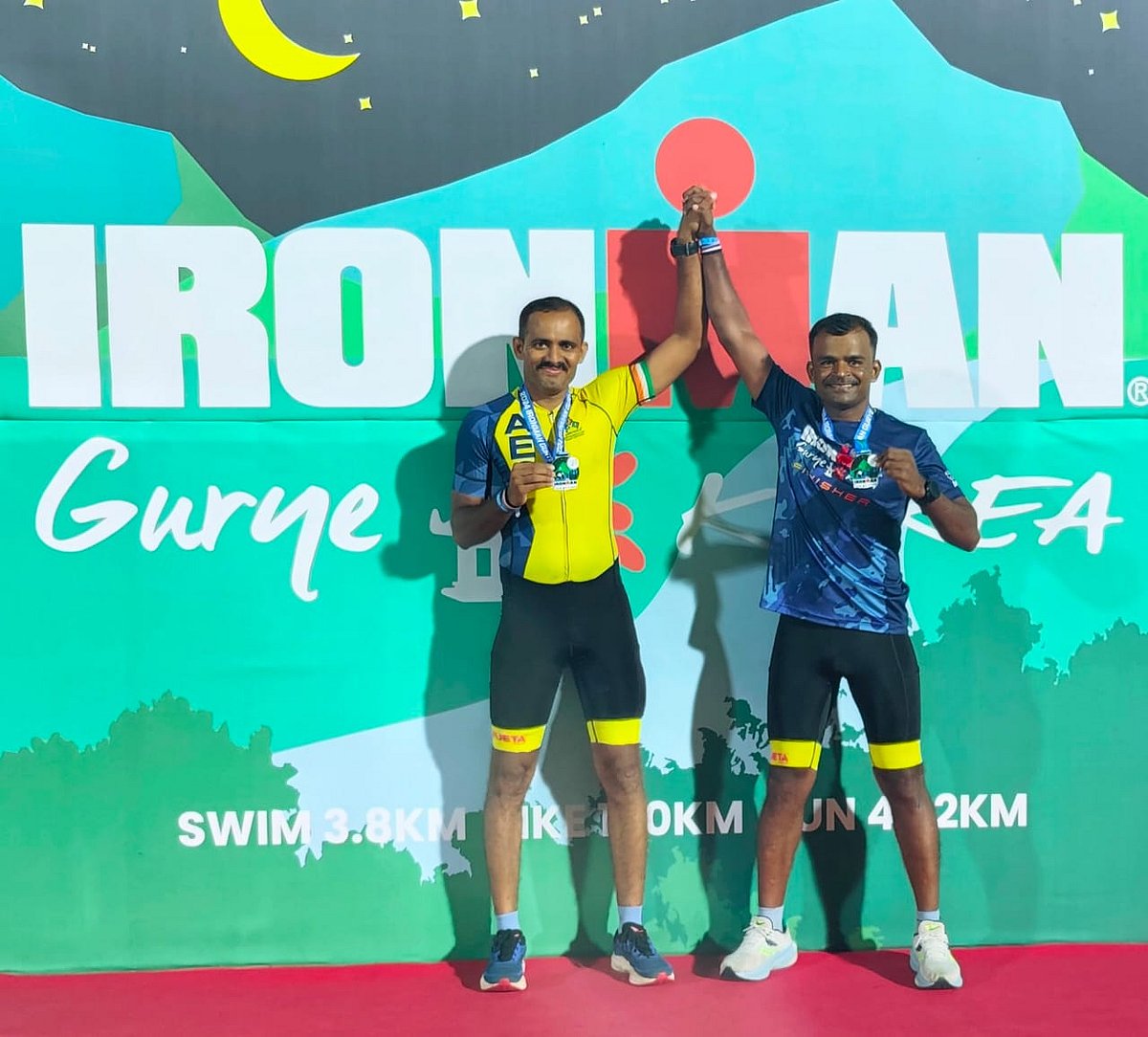  PSI Pawar in yellow jersey and API Kale in blue jersey
