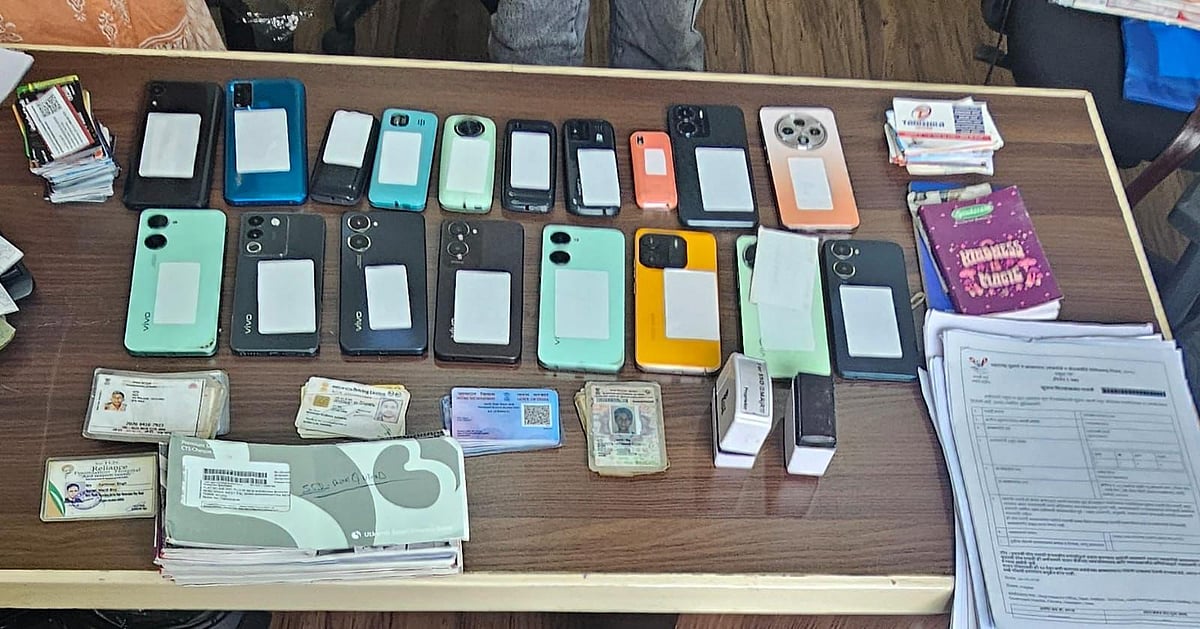 Panvel Cyber Police led by Inspector Deepali Patil busts gang involved in hiring unemployed youth to open bank accounts for cyber crimes; two arrested from Vasai-Virar