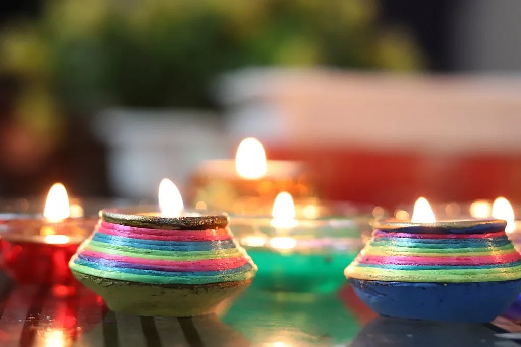 Diwali is the festival of lights and the joy of giving. But consumers making online donations to charity need to be vigilant about where their money is going. Representative photo courtesy: Pixabay/piyush_sagar