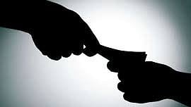 Mumbai Police’s Anti-Extortion Cell arrests two women accused of demanding multi-crore extortion from a Goregaon-based builder | 