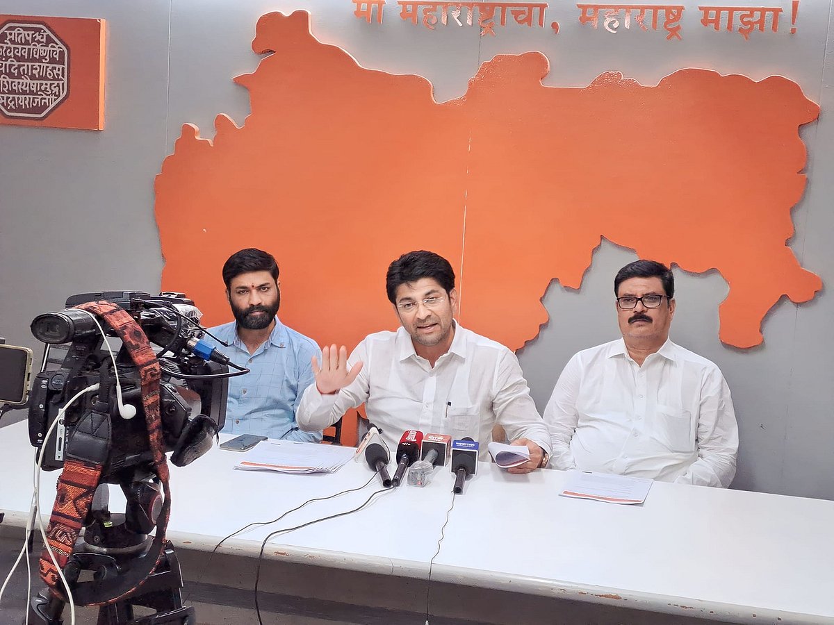 Nashik: MNS Faces Major Setback As Dilip Datir Backs BJP Candidate Seema Hiray