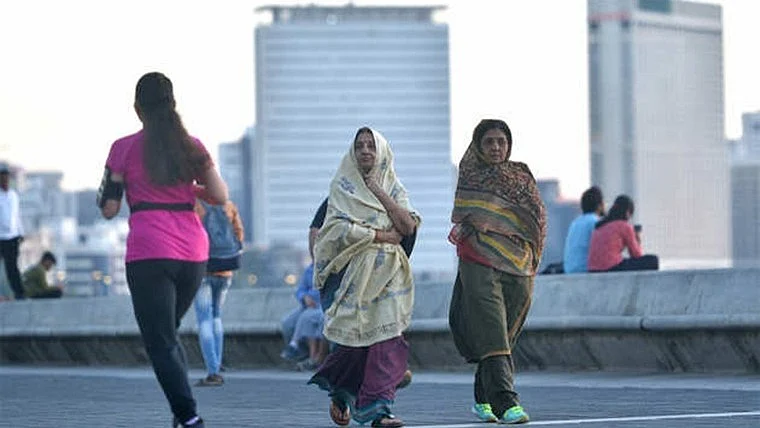 Mumbai City Experiences Low Temperatures | File Photo