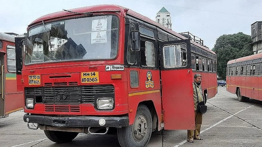 In a bid to ensure the safety and punctual travel of school and college students using Maharashtra State Road Transport Corporation (MSRTC) buses, the state government has launched a dedicated helpline — 1800-221-251. | Representative Image