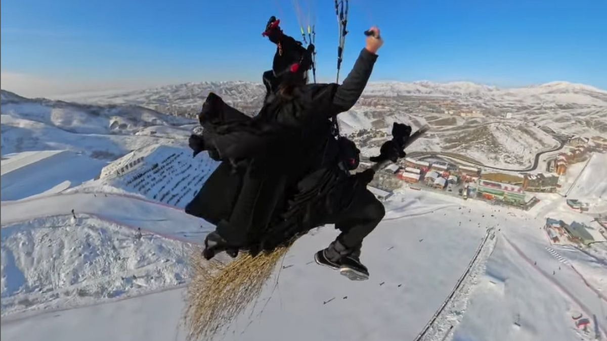 Woman Goes Paragliding Like A 'Witch' | Wandi Wang