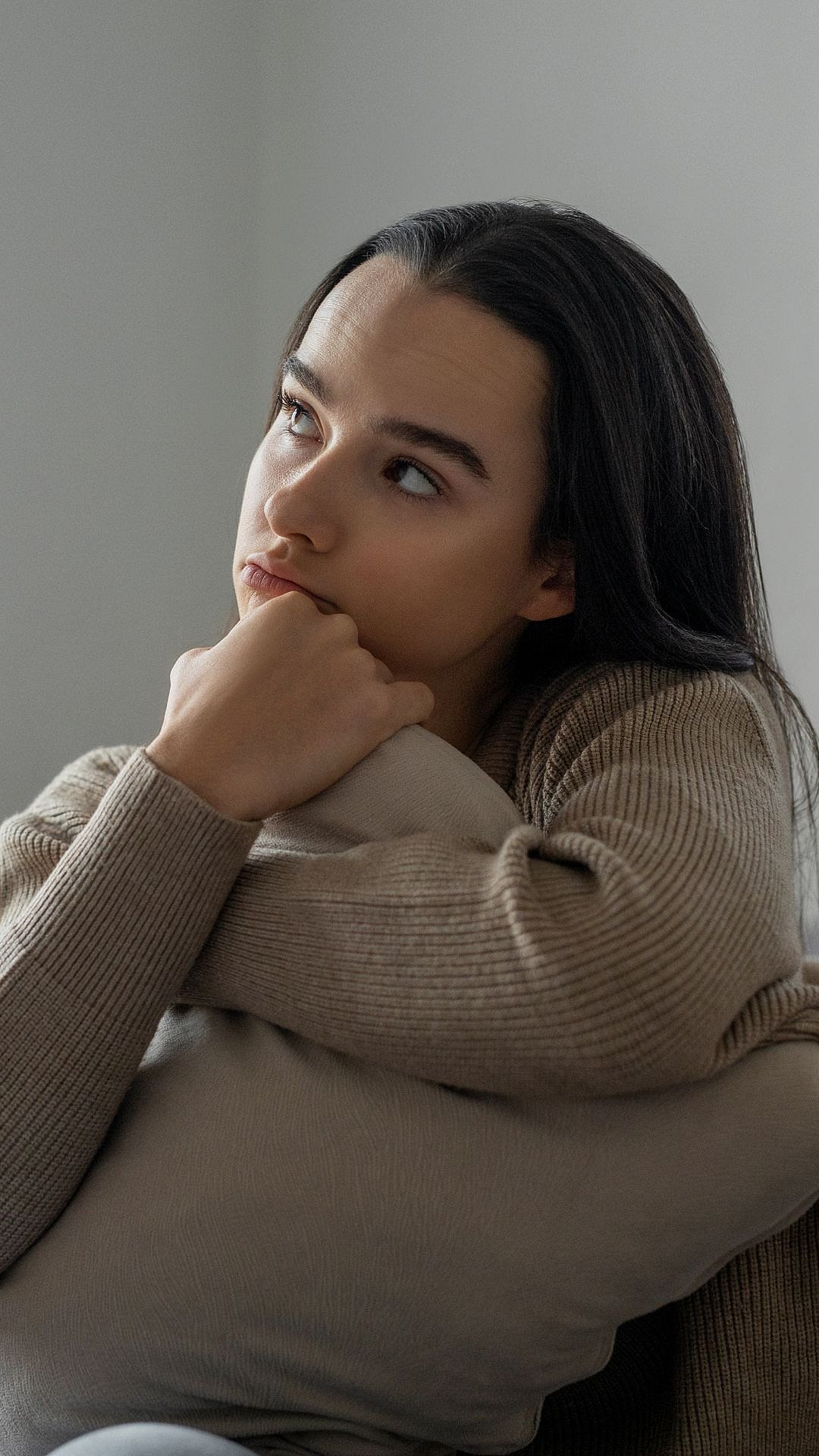 World Introvert Day: 5 Ways Introverts Can Communicate In Relationships