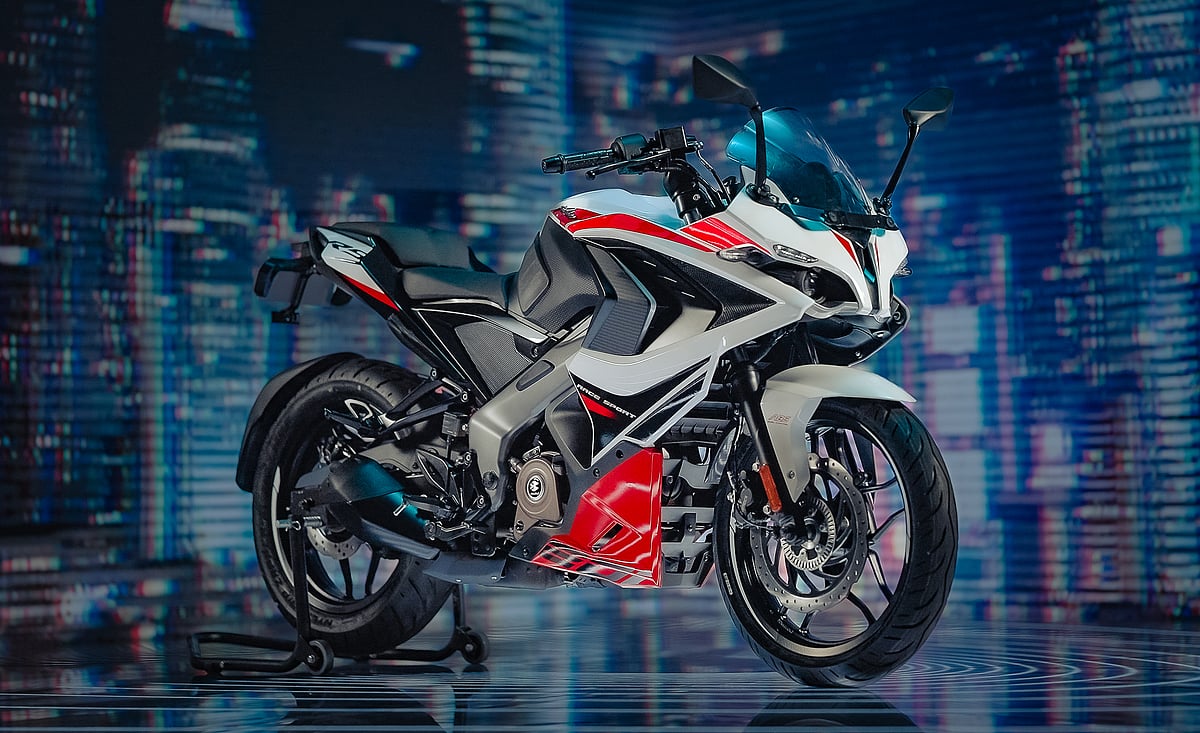 2025 Bajaj Pulsar RS200