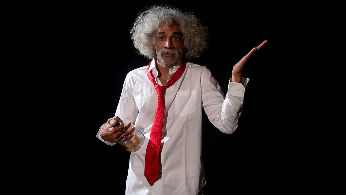 'Piyakkad': Makarand Deshpande’s Monologue That Goes Beyond The Label Of A Drunkard