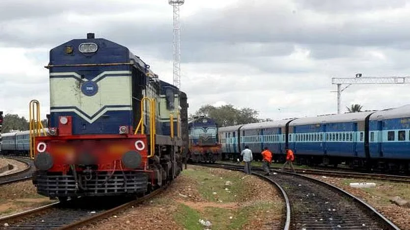 Western Railway Adds Ambaliyasan Halt To Valsad–Vadnagar Superfast Express On Trial Basis |