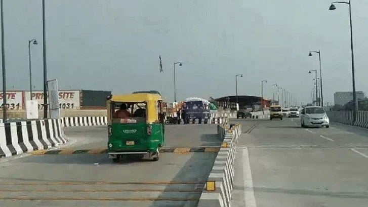 No Traffic Signal, Inconvenient Divider & More, Bhopal’s Longest Flyover Faces Problems After Opening