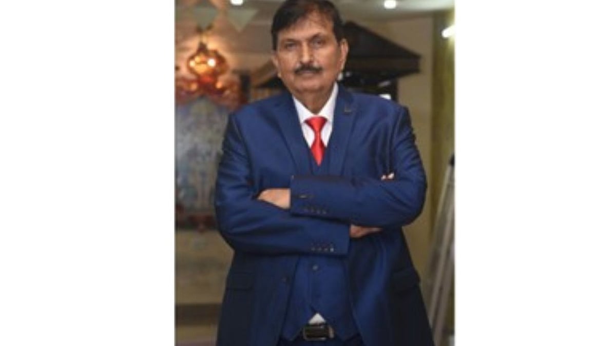 - Renowned Surgeon, Former National President of IMA, former Member of National Medical Commission and Registrar for Bihar Council of Medical Registration Dr. Sahajanand Prasad Singh |