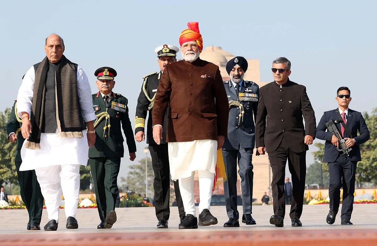 Prime Minister Narendra Modi and Defence Minister Rajnath Singh were seen together at Kartavya Path, New Delhi. Their presence underscored the importance of India's defense forces and the nation’s commitment to unity, diversity, and progress.