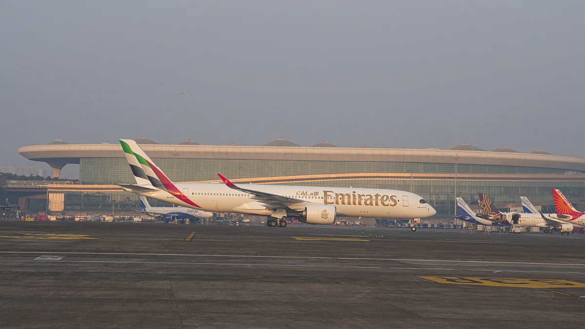 Emirates Airbus A350 Makes Historic First Landing at Mumbai Airport, Enhancing India-Dubai Connectivity