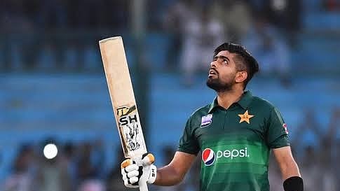 Babar Azam Joins OGDCL Squad Ahead Of President's Trophy Match Against KRL After 7-Year Domestic Cricket Gap; VIDEO