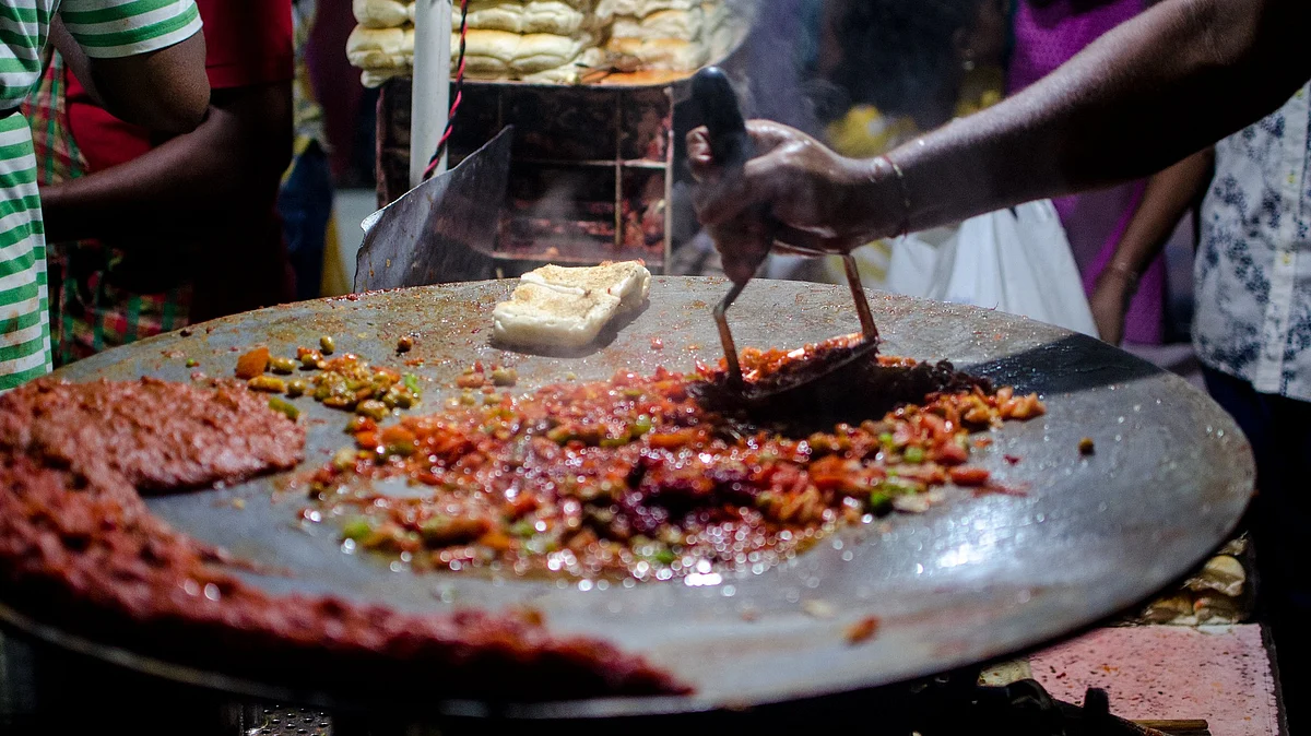 Pav Bhaji: The Spicy, Buttery Street Food That Captures The Soul Of Mumbai