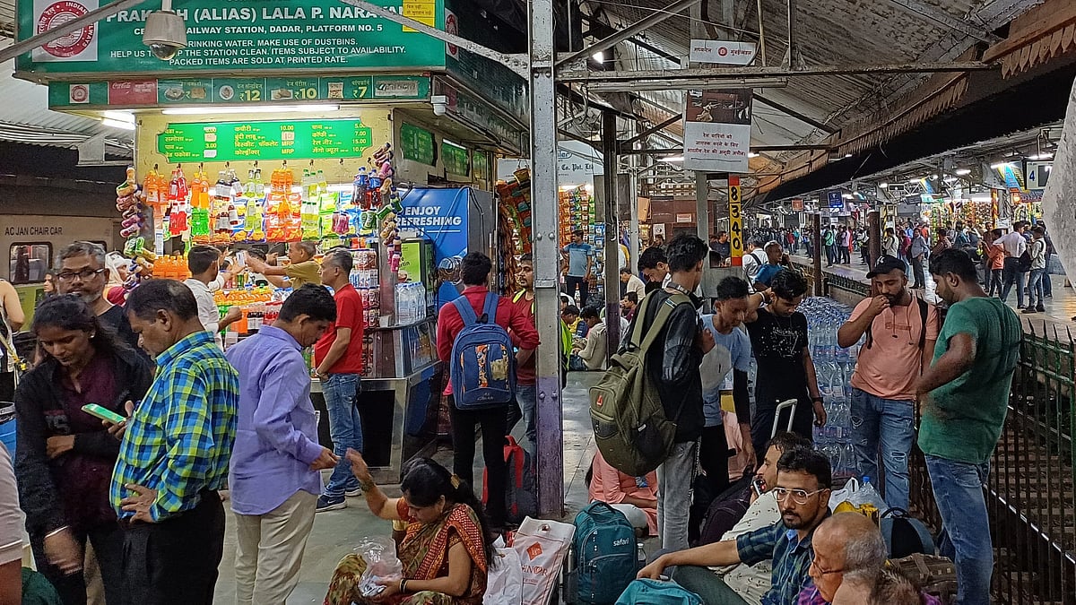 Dadar railway station | Vijay Gohil