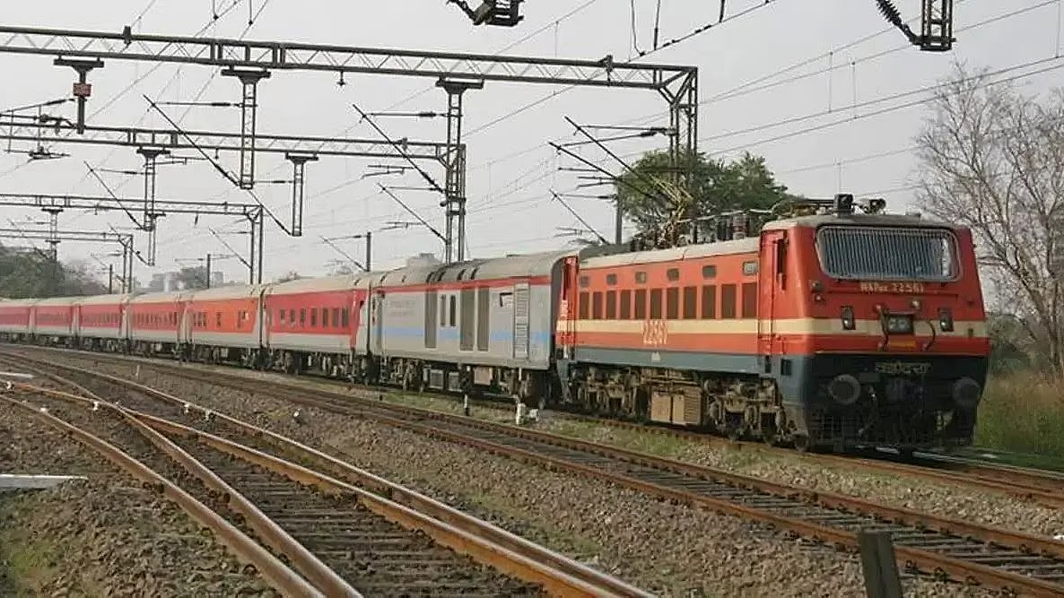 Holi 2025: Central Railway Announces 42 Special Trains To Serve Southern Destinations; Check Out Details