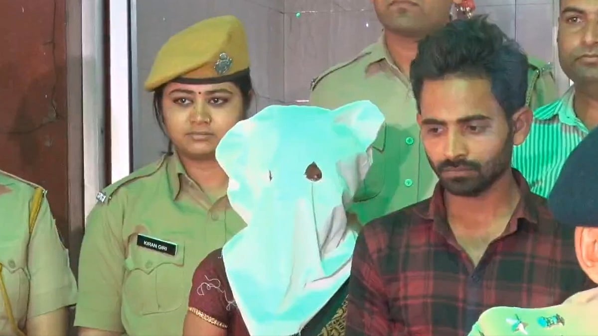Caught On Camera: Live-In Couple Abducts 4-Year-Old Child From Jaipur Railway Station; Arrested