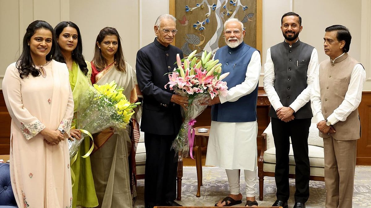 Maharashtra Veteran Congress Leader Shivraj Patil Meets PM Modi In Delhi