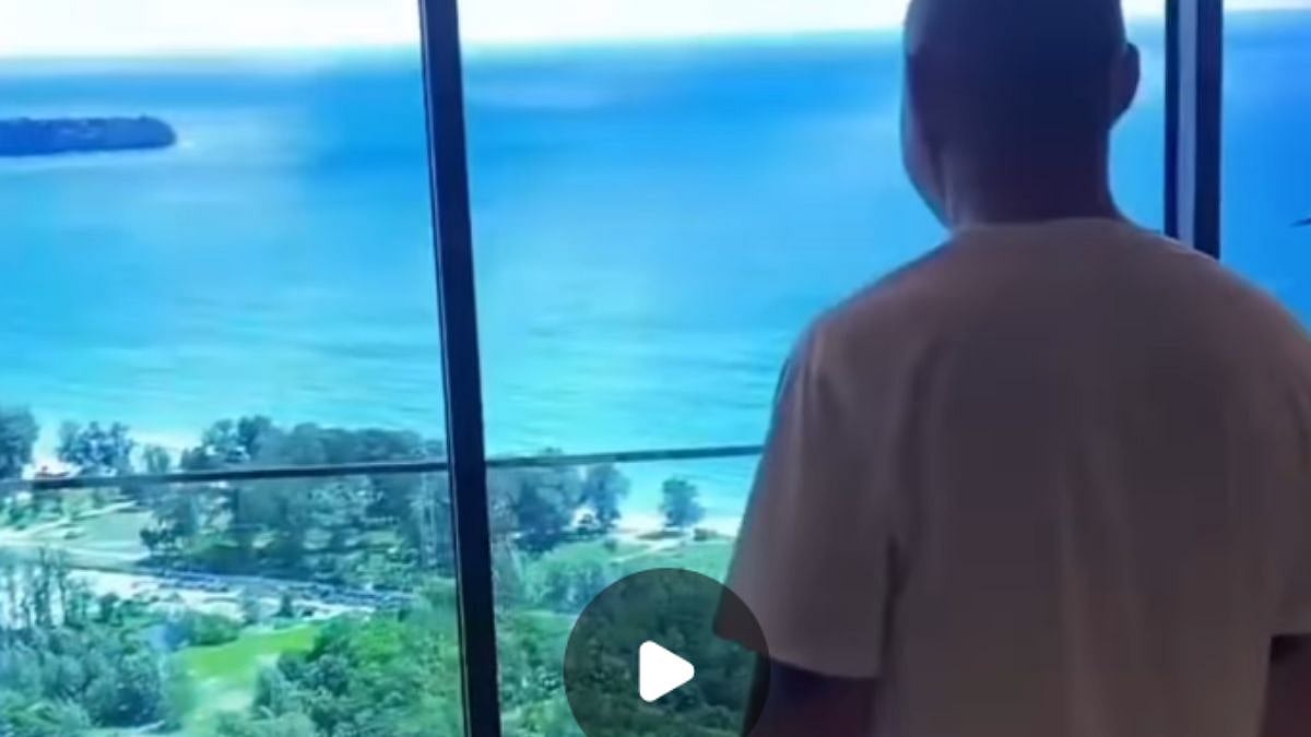 Tourist, Who Booked Sea View Room, Learns It's Just A Lifelike Wallpaper | Instagram page 'Trip Zilla India'