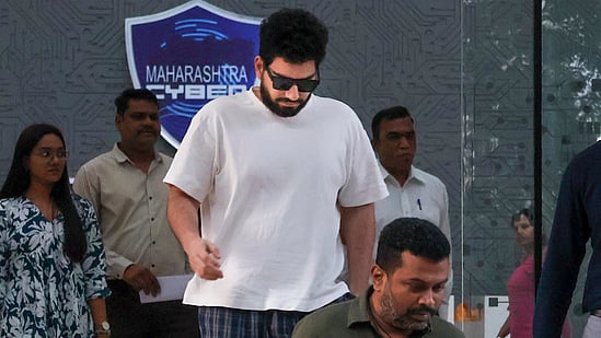 Samay Raina exiting Maharashtra Cyber Cell office after recording statement | 