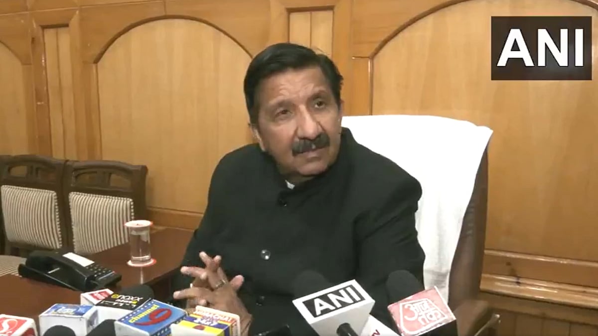 Himachal Pradesh: Aircraft Carrying Deputy CM Mukesh Agnihotri Misses Landing At Shimla's Jubbarhatti Airport, Emergency Brakes Applied; VIDEO