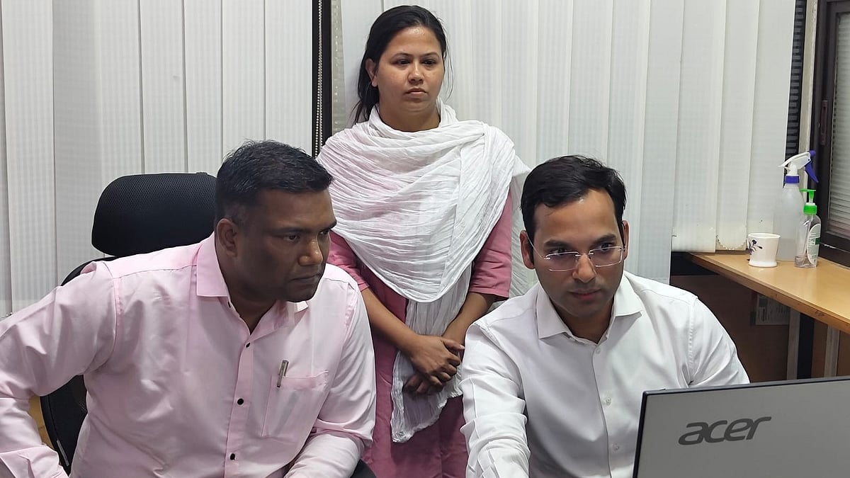 Delhi Officials Observe Sampada-2.0 Portal Functioning   