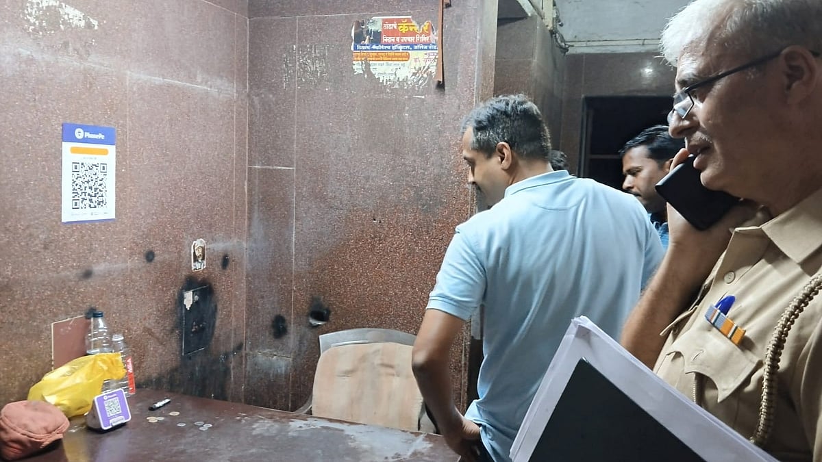 Nashik Shocker! Man Sets Sanitation Worker On Fire With Petrol Saying 'Happy Holi', Worker Dies From Burns |