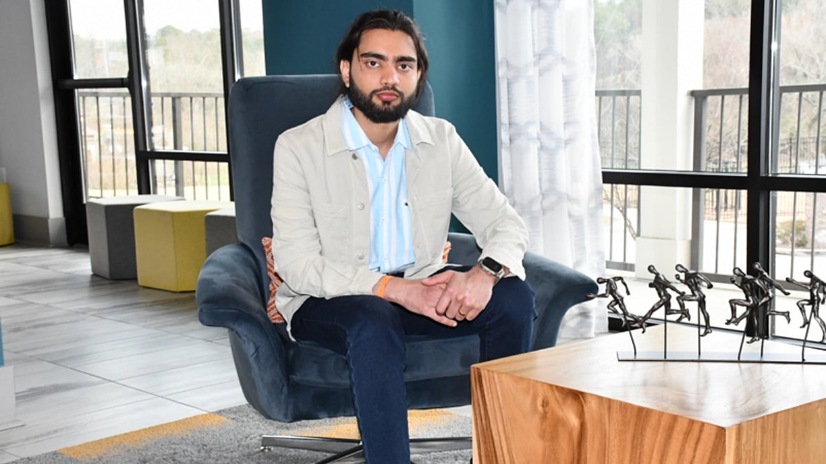 article-image