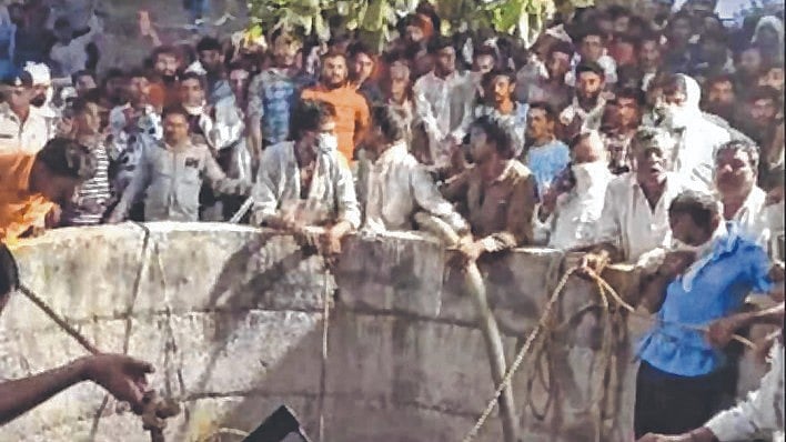 Madhya Pradesh: 8 Drown In Well During Cleanup In Khandwa | FP Photo