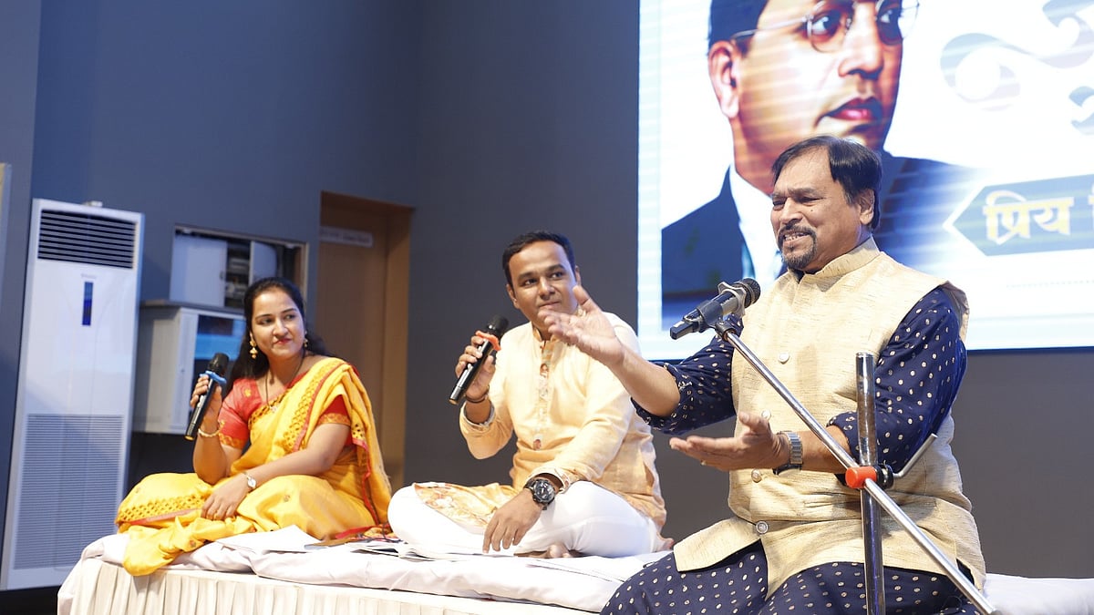 Poet Arun Mhatre's Stirring Tribute To Ambedkar Through Poetry And Song At NMMC’s 'Jagar' Series