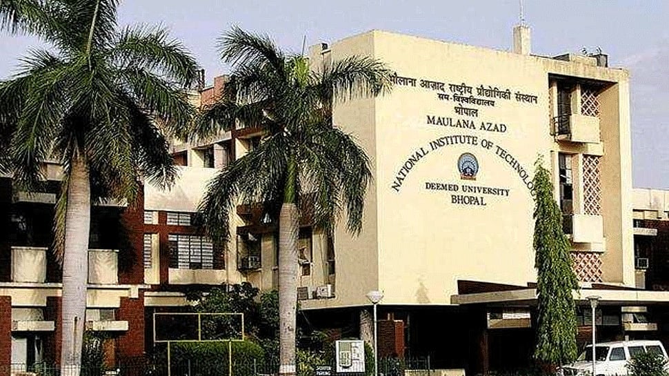 IIIT Bhopal Gets Govt Funding For AI Healthcare, Research; Central Bank Of India Registers 48.49% Net Profit 