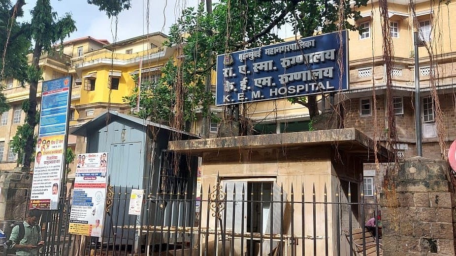 KEM Hospital | Prashant Narvekar