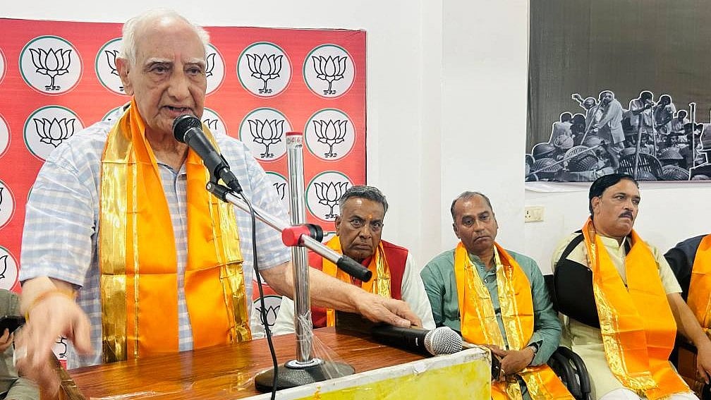 BJP Remembers Emergency, Honours Democracy Defenders In MP's Dhar  | FP Image 