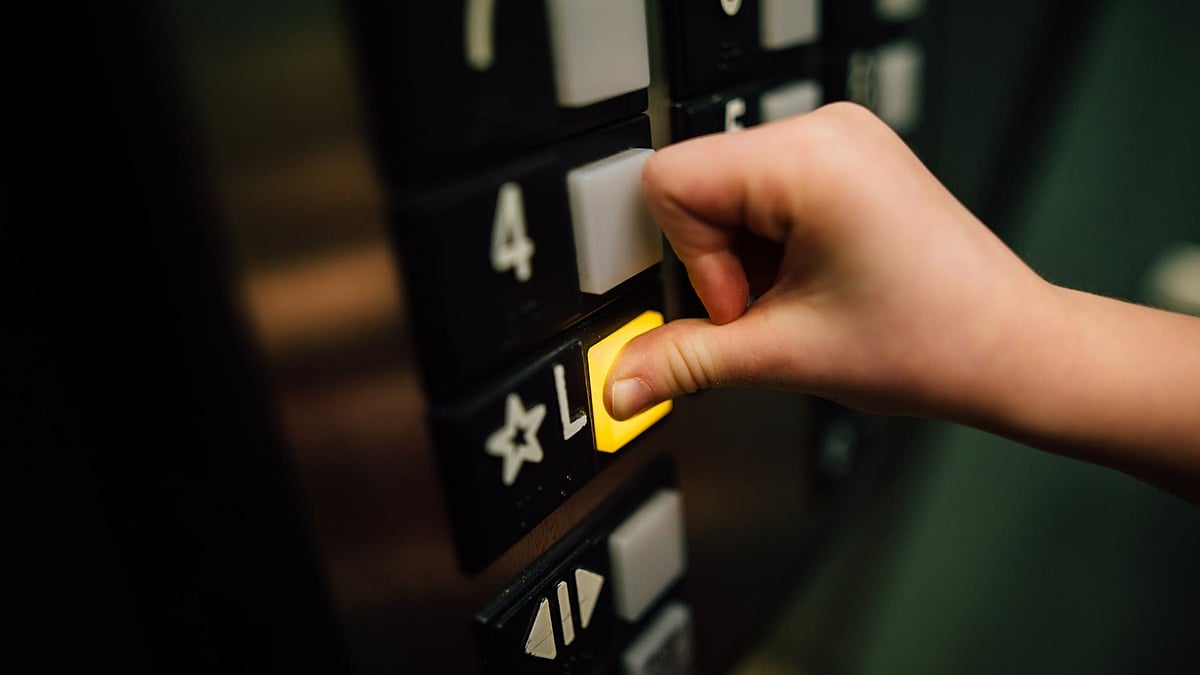 12-Year-Old Dies In Pune After Being Trapped In Lift; Authorities Investigate Malfunction Cause