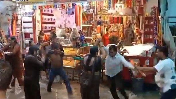 Video: Shopkeepers Brutally Assault Devotees For Entering Shop To Seek Shelter From Rain; 4 Arrested