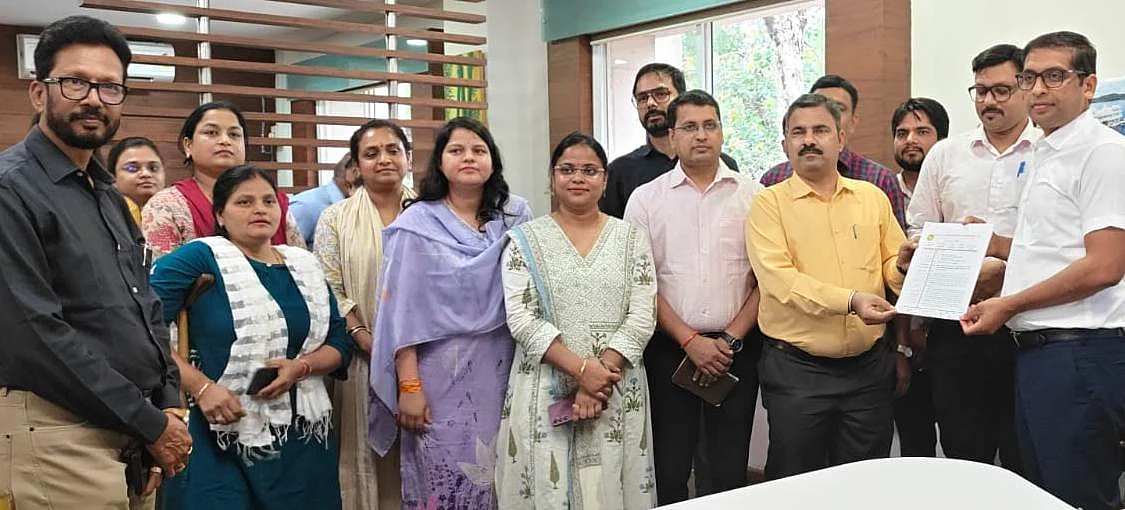 ‘No Legal Basis, No Clarity’: ROs Oppose Government's Duty Split Plan; Memorandum Handed Over To...