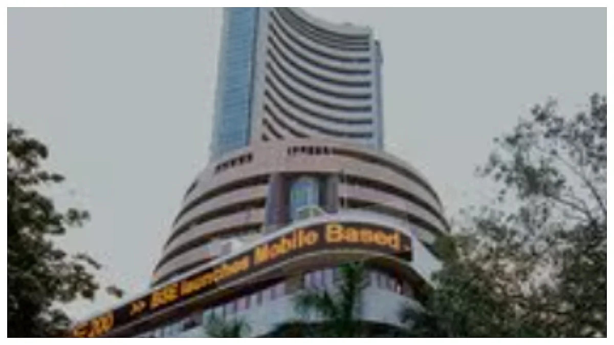 Sensex-Nifty Decline On IT Selloff & Foreign Fund Outflows, Weak Earnings Add Pressure