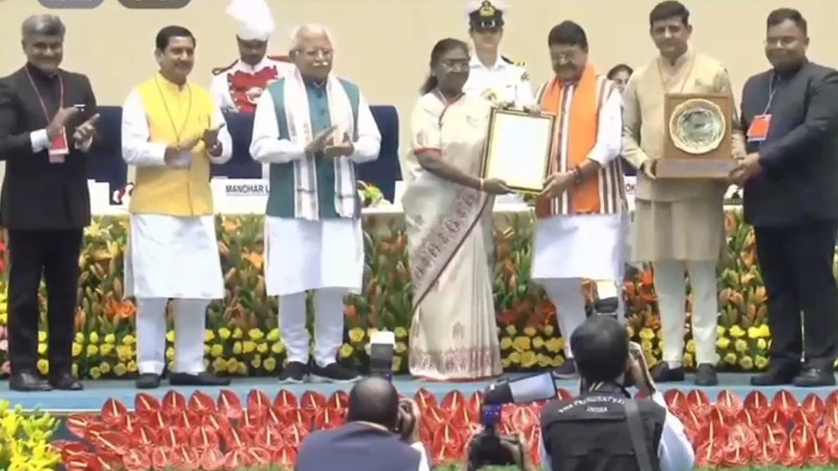 Indore Crowned Cleanest City Of India For 8th Time; Joins 'Super League' Of Top Cities; IMC,...