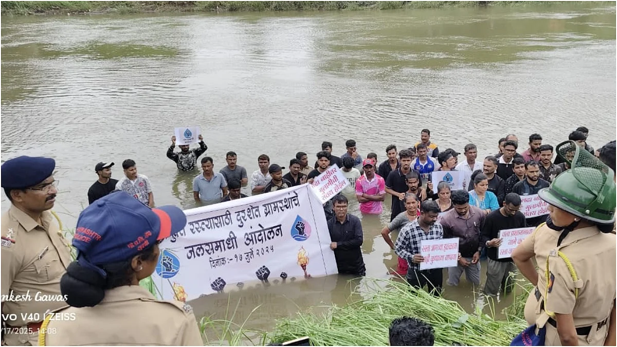 Durshet Residents Launch Jalsamadhi Protest Against Quarry Truck Menace