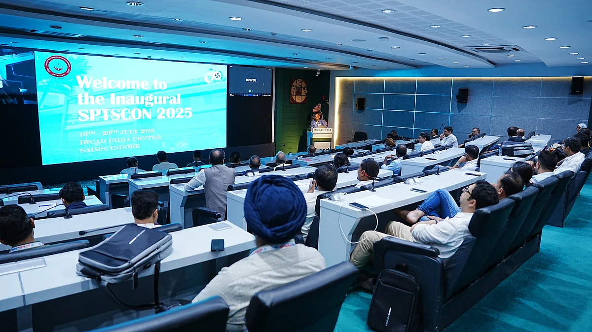 Indore: SPTSCON 2025 Concludes With Discussions, Research Presentations, Award Ceremony